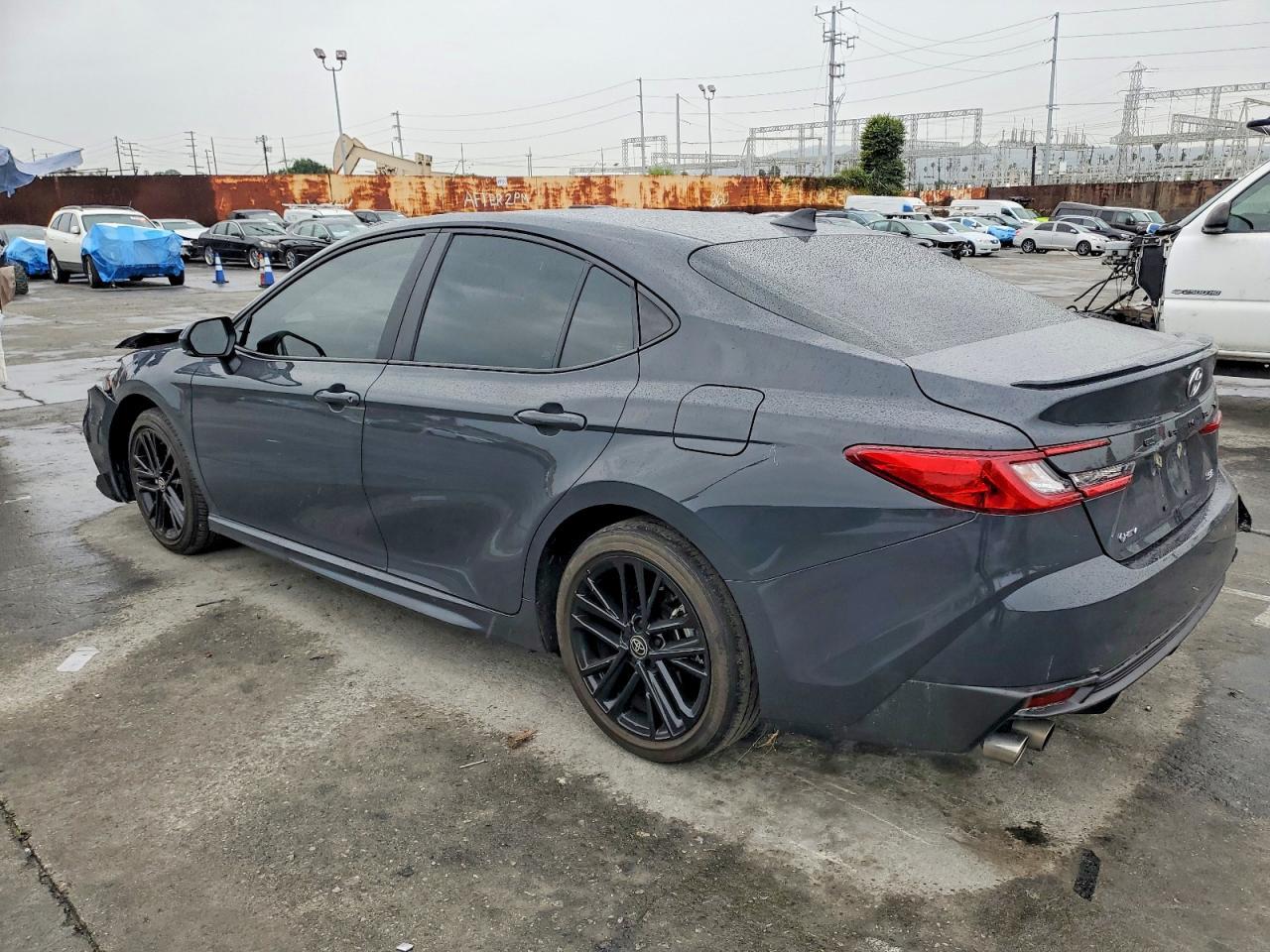 2025 Toyota Camry Xse - Фото 2