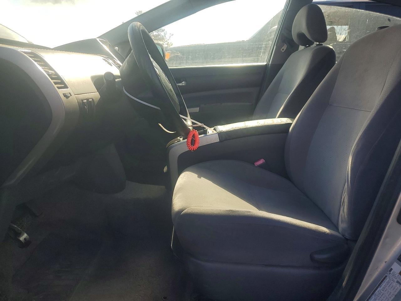 2005 Toyota Prius C - Фото 7