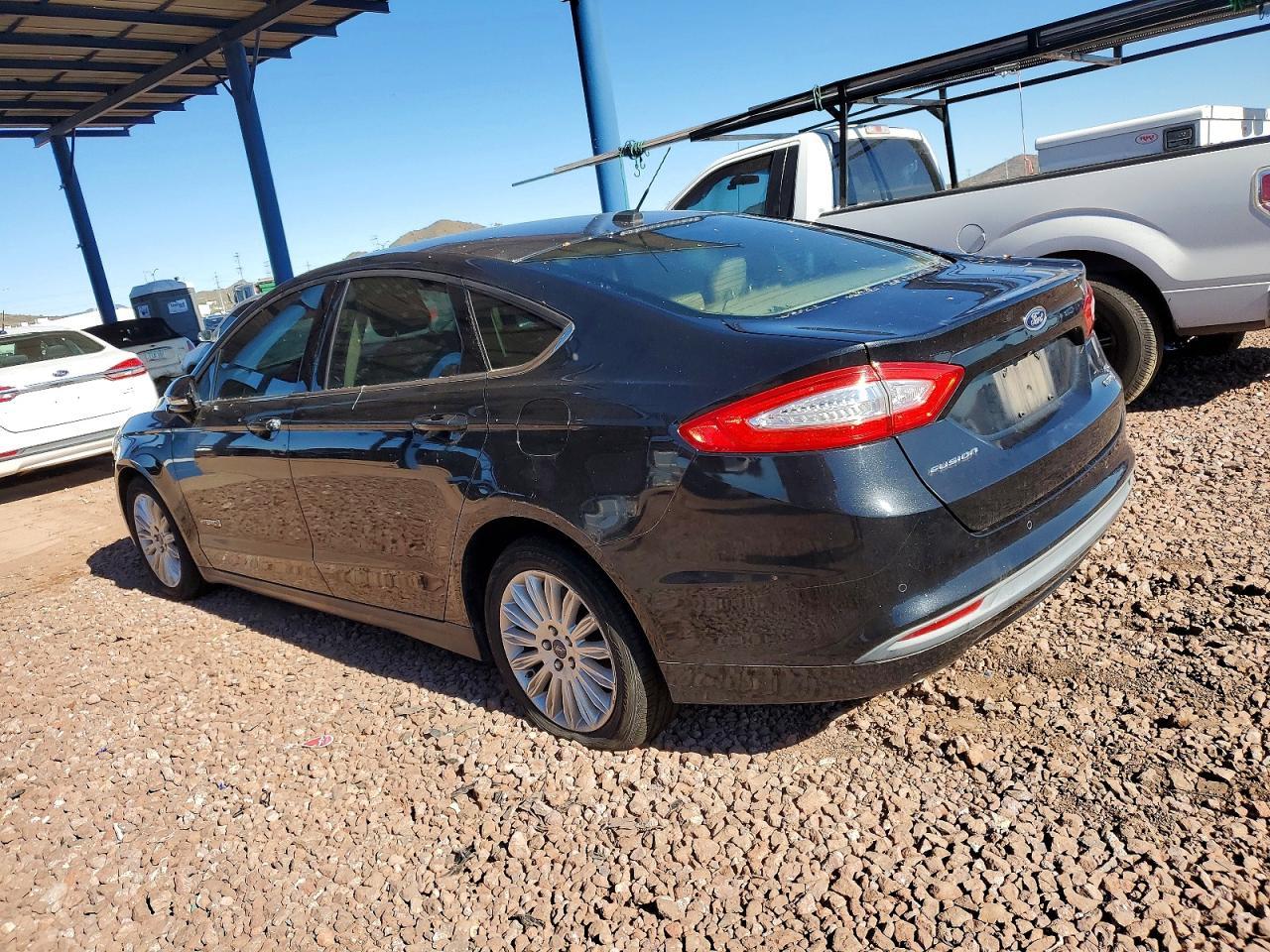 2013 Ford Fusion Se Hybrid - Image 2