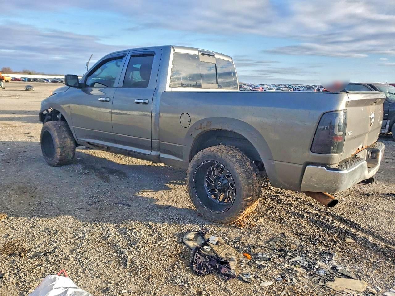 2009 Dodge Ram 1500 - Image 2