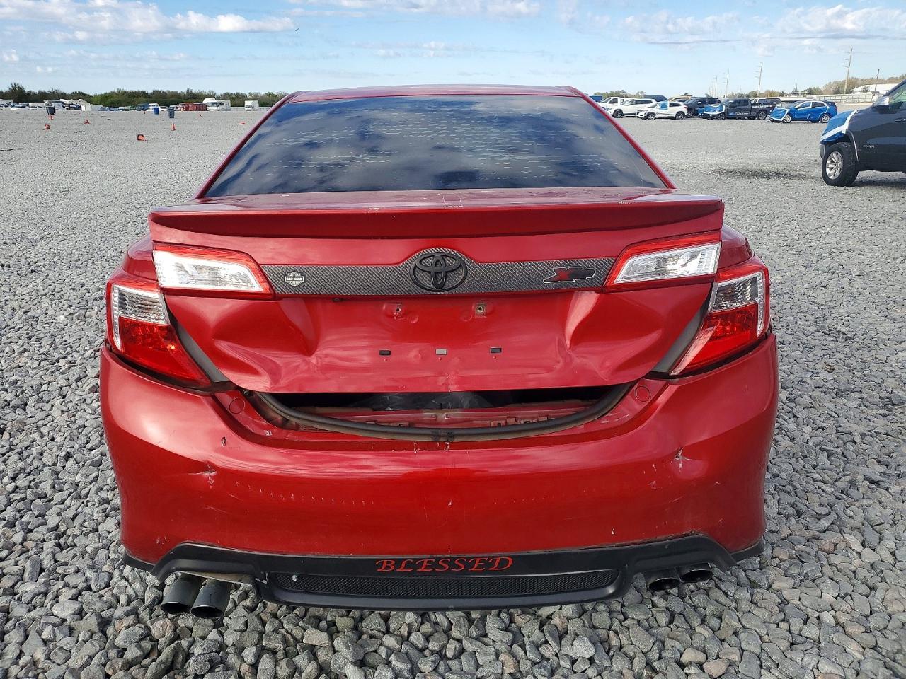 2014 Toyota Camry L - Фото 6