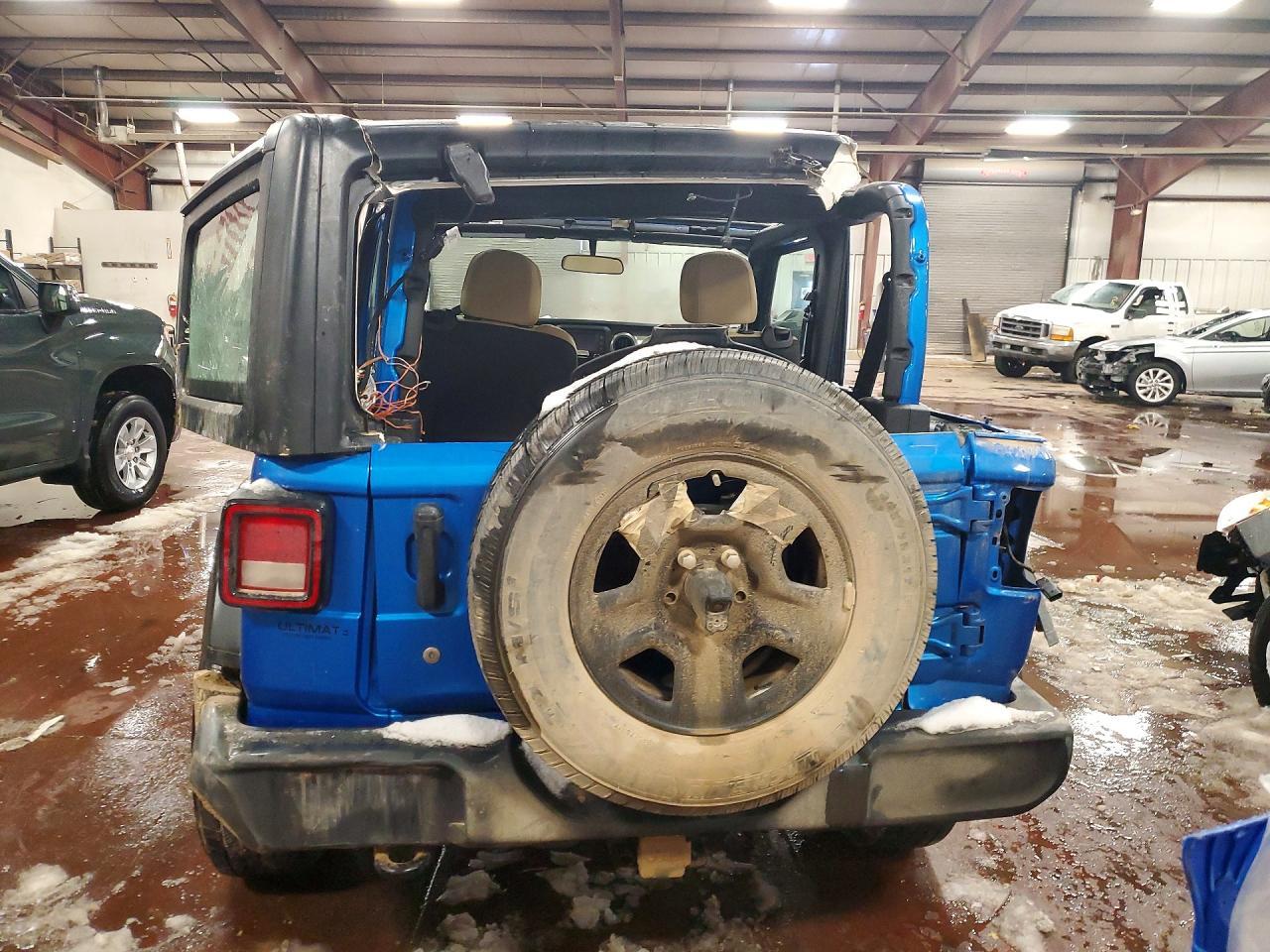 2021 Jeep Wrangler Sport - Фото 6