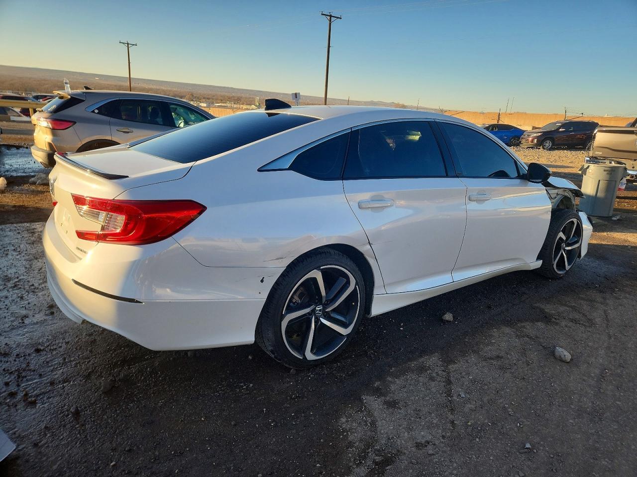 2022 Honda Accord Sport - Фото 3
