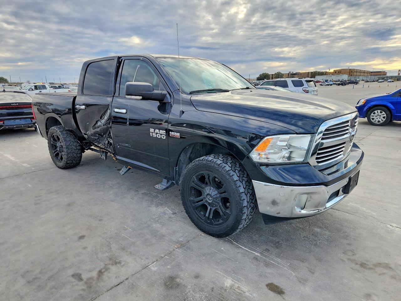 2016 Ram 1500 Slt - Image 4