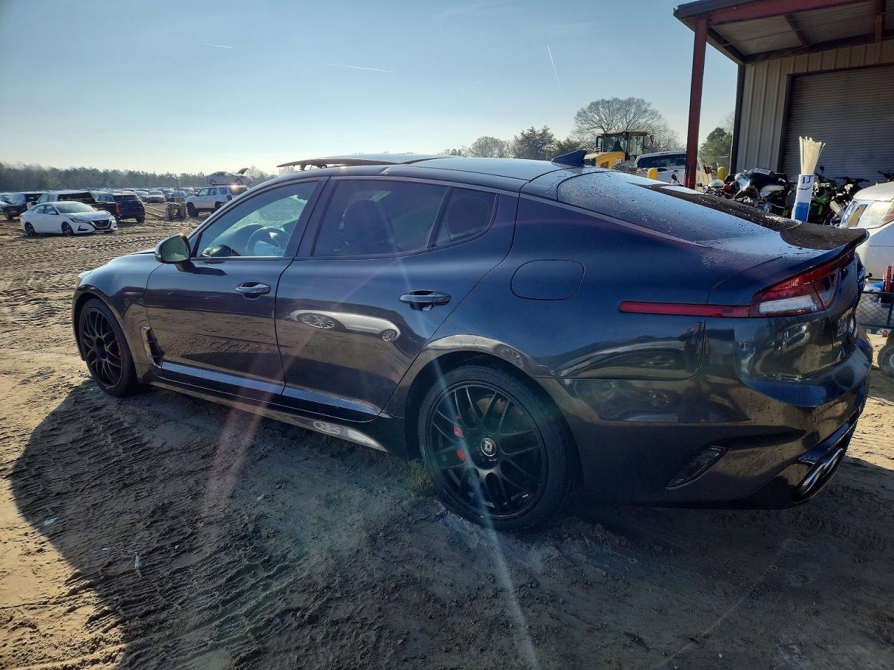 2022 Kia Stinger Gt1 - Image 2