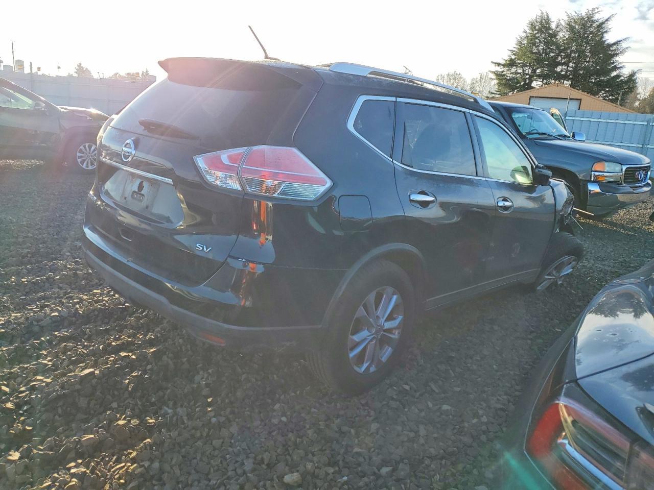 2016 Nissan Rogue S - Фото 3