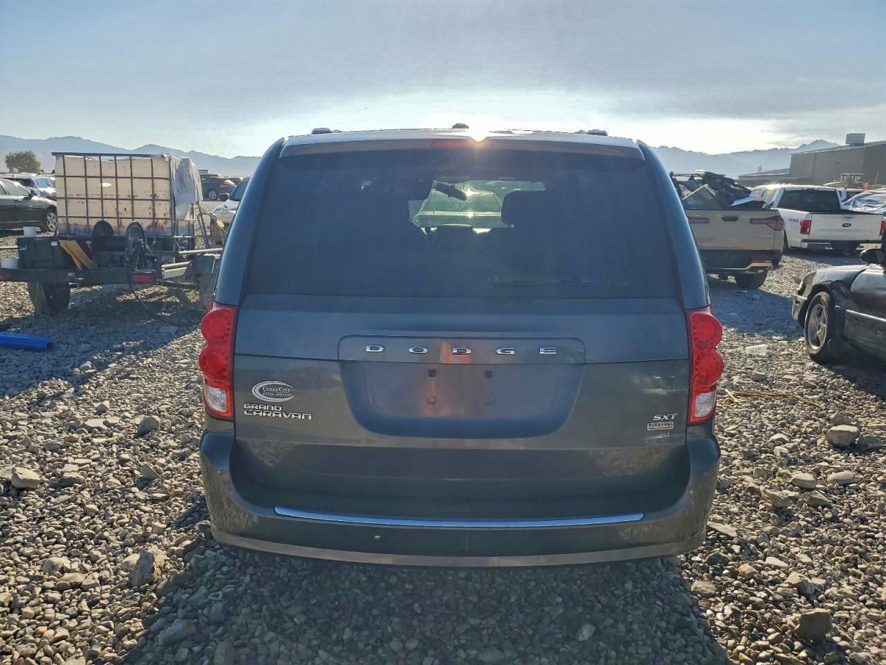 2016 Dodge Grand Caravan Sxt - Image 6