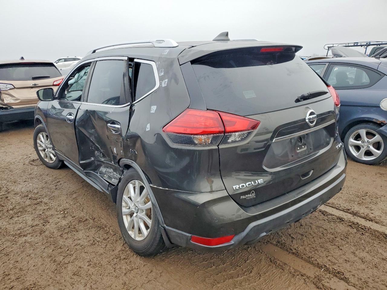 2017 Nissan Rogue S - Фото 2
