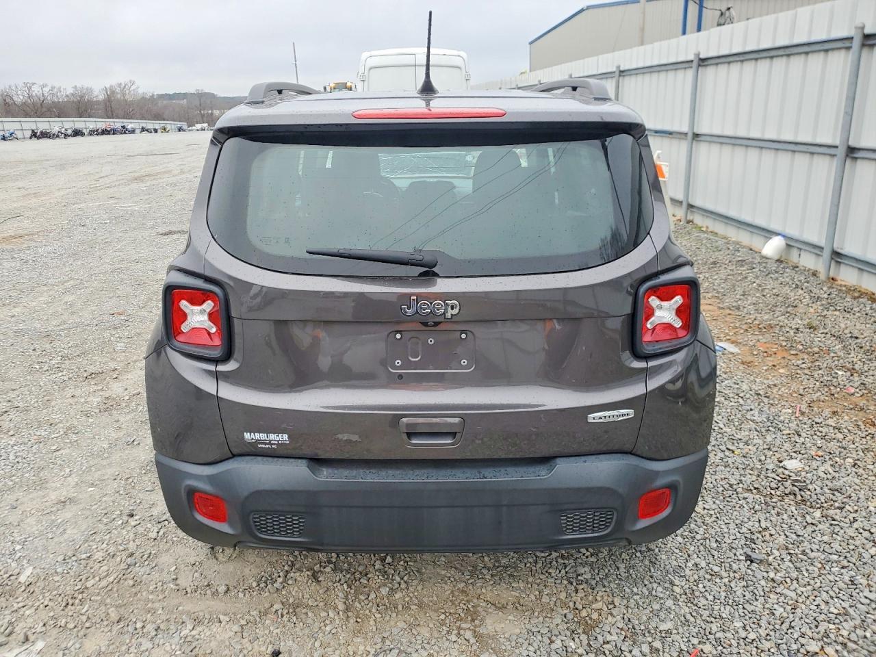 2021 Jeep Renegade Latitude - Фото 6