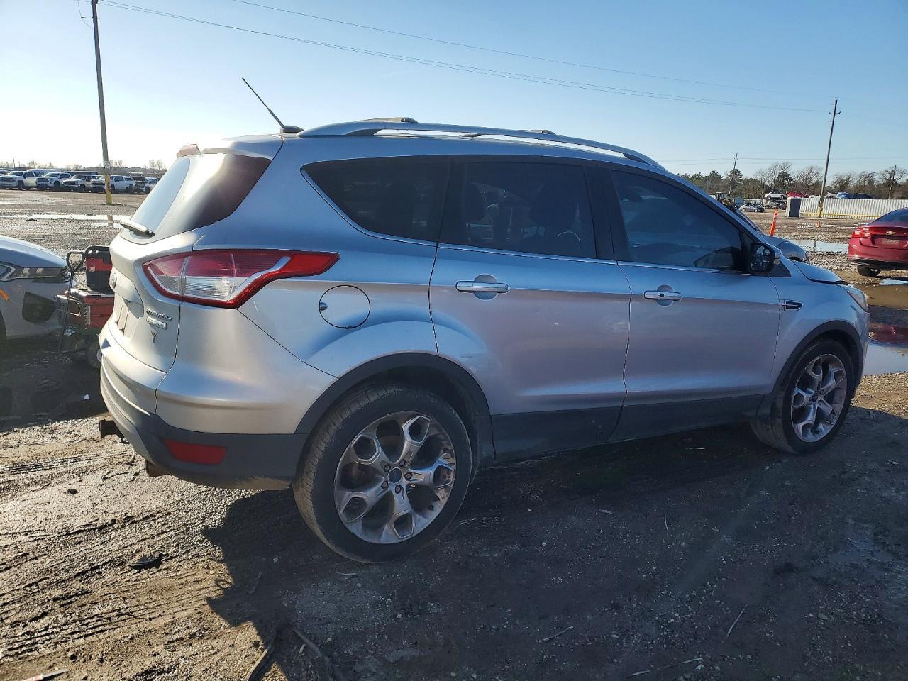 2013 Ford Escape Titanium - Фото 3