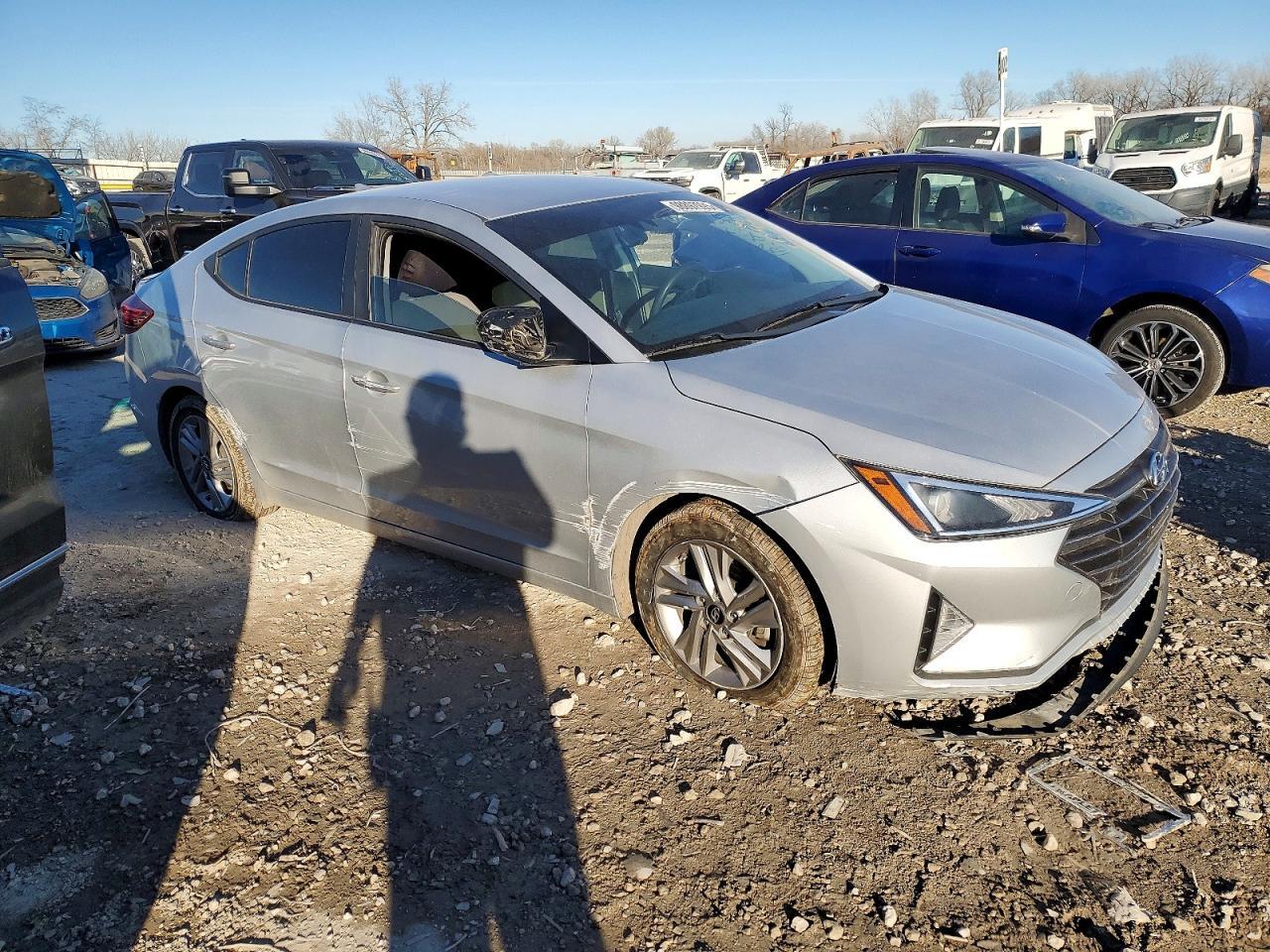 2019 Hyundai Elantra Sel - Image 4