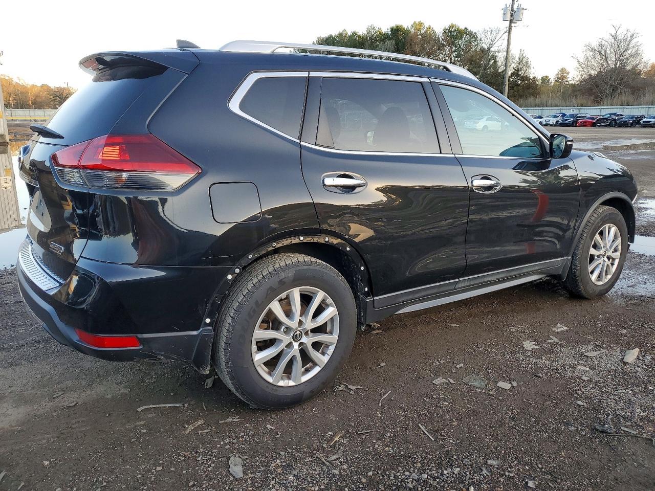 2019 Nissan Rogue S - Фото 5