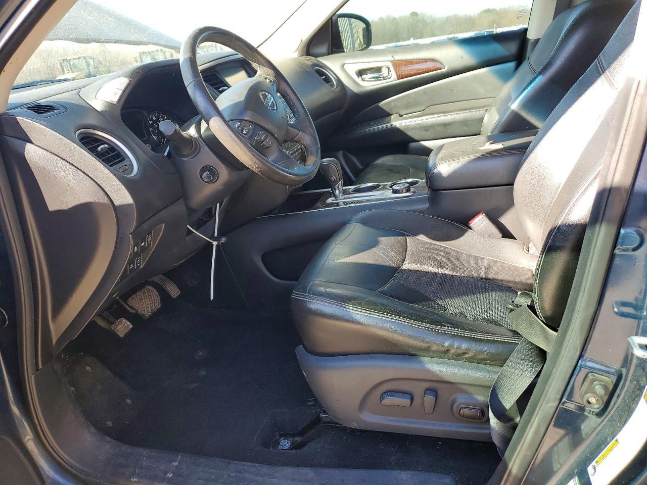 2013 Nissan Pathfinder S - Image 7