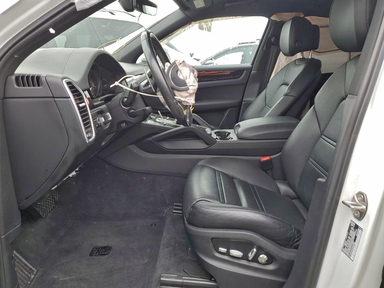 2020 Porsche Cayenne E-Hybrid - Фото 7