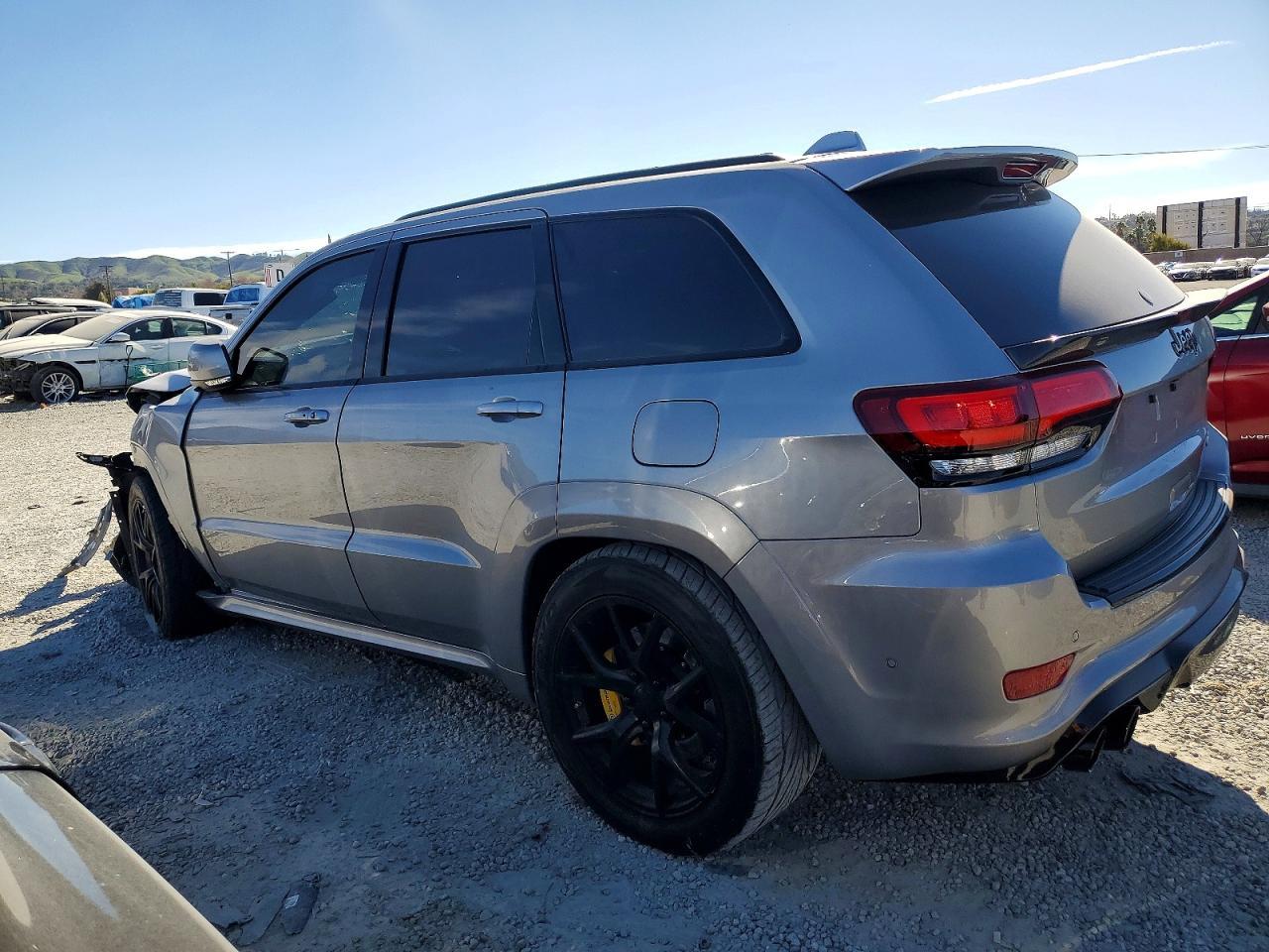 2018 Jeep Grand Cherokee Trackhawk - Фото 2