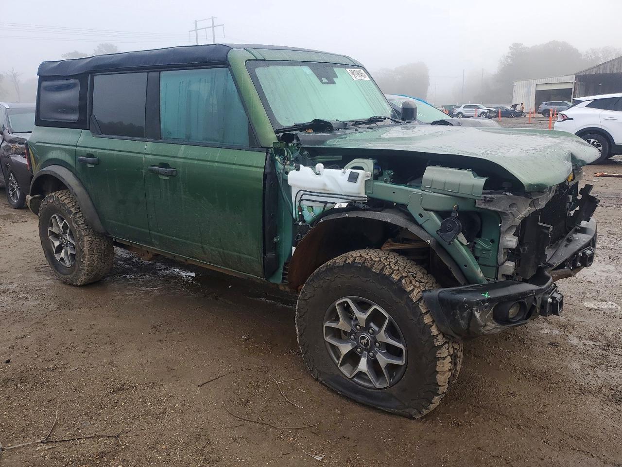 2023 Ford Bronco Base - Image 4