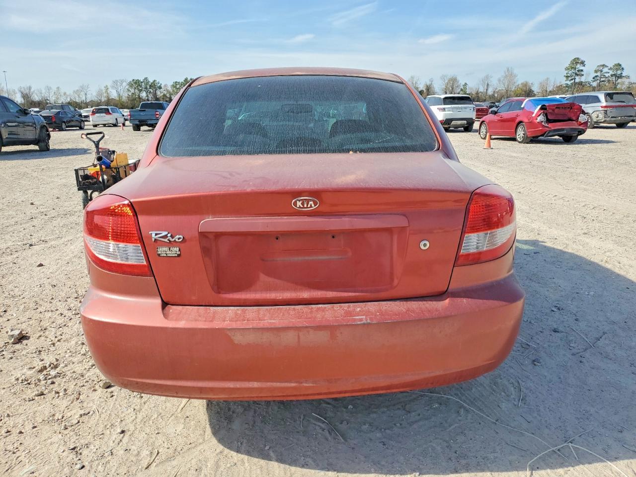 2003 Kia Rio - Image 6