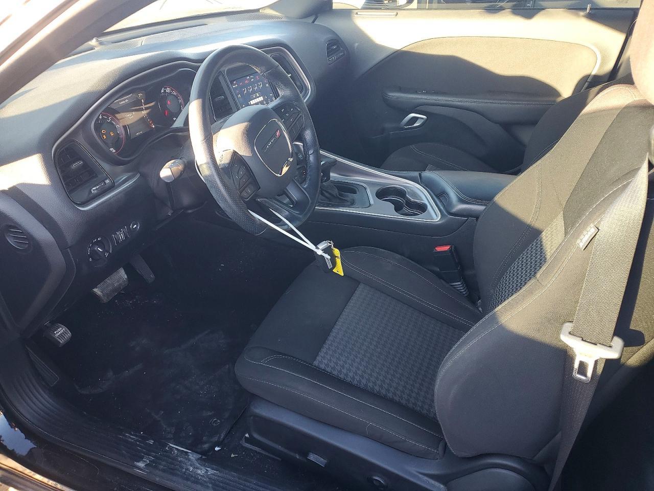 2021 Dodge Challenger Sxt - Image 7
