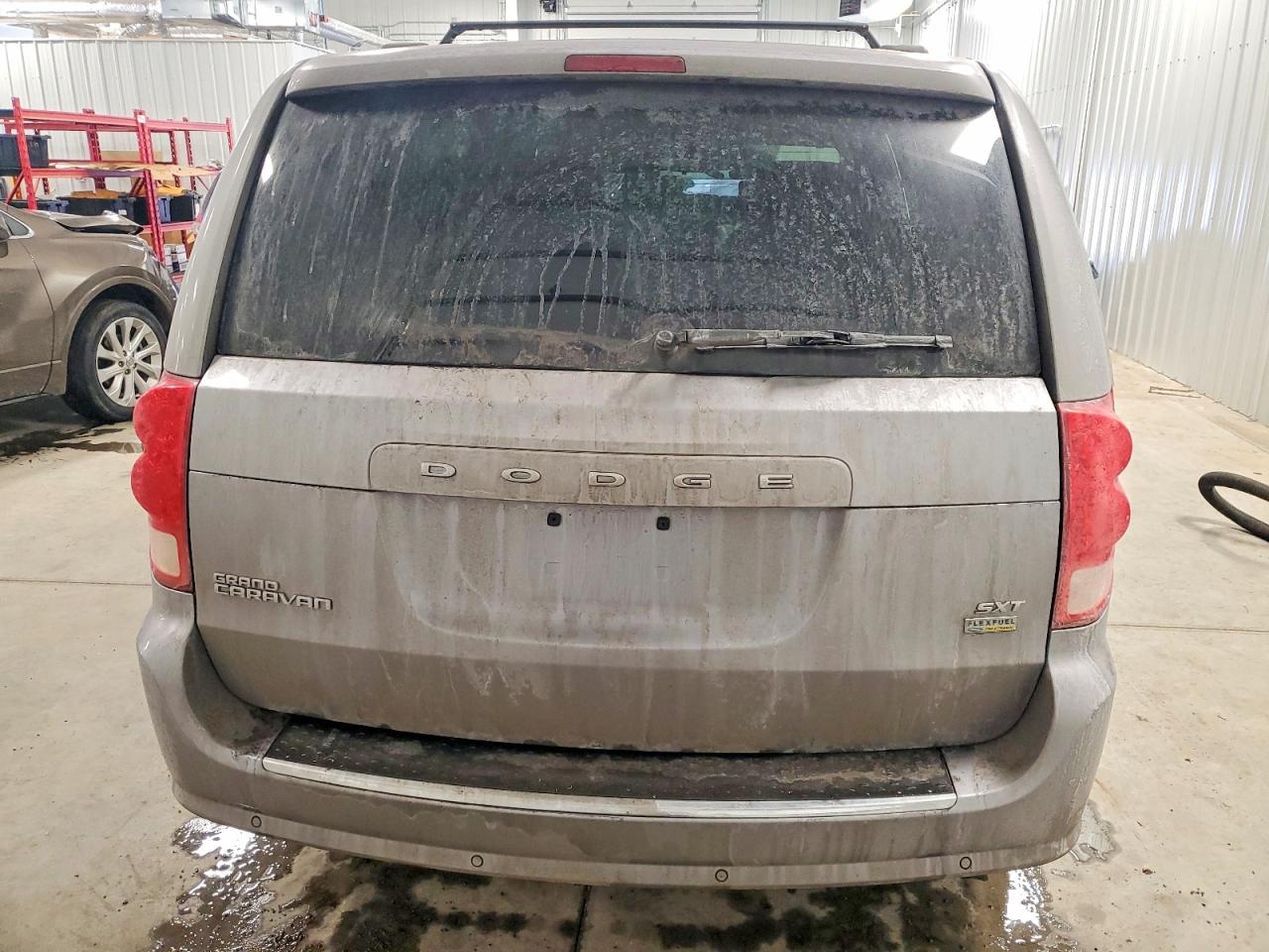 2016 Dodge Grand Caravan Sxt - Фото 6