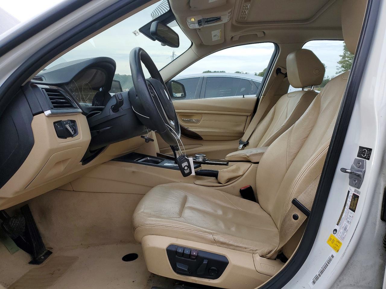 2014 BMW 328 I - Фото 7