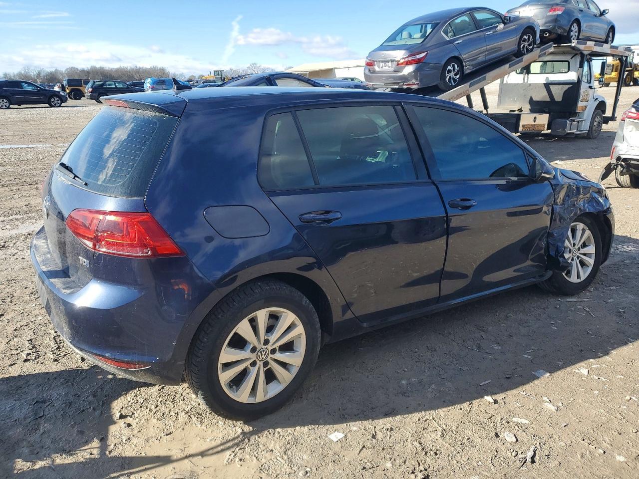 2015 Volkswagen Golf Tdi - Фото 3