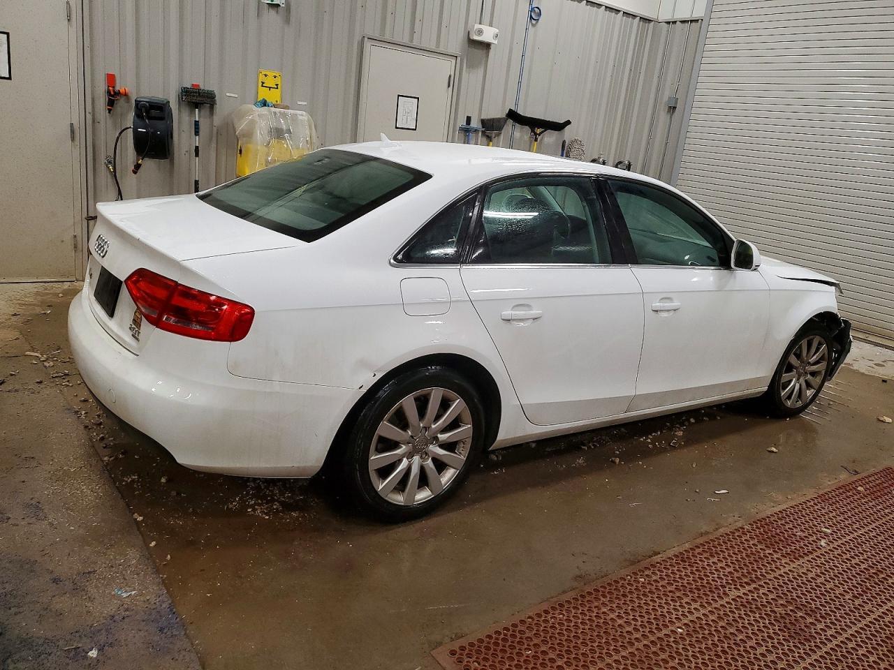 2009 Audi A4 Premium Plus - Фото 3