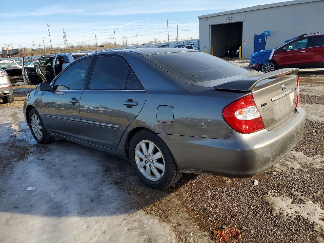 2003 Toyota Camry Xle V6 - Image 2