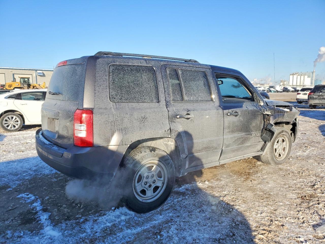 2016 Jeep Patriot Sport - Фото 3