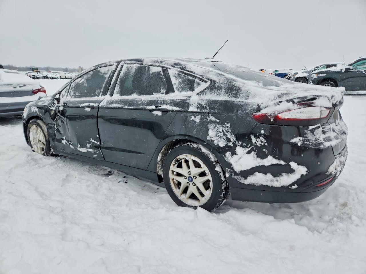 2014 Ford Fusion Se - Фото 2