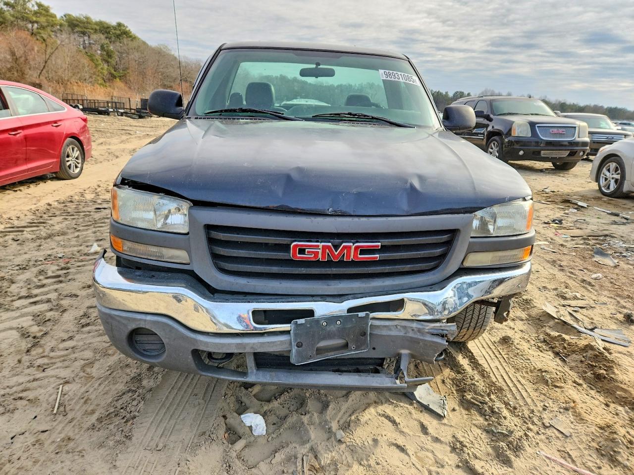 2004 GMC New Sierra C1500 - Фото 5