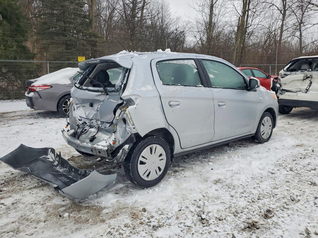 2022 Mitsubishi Mirage Es - Фото 3