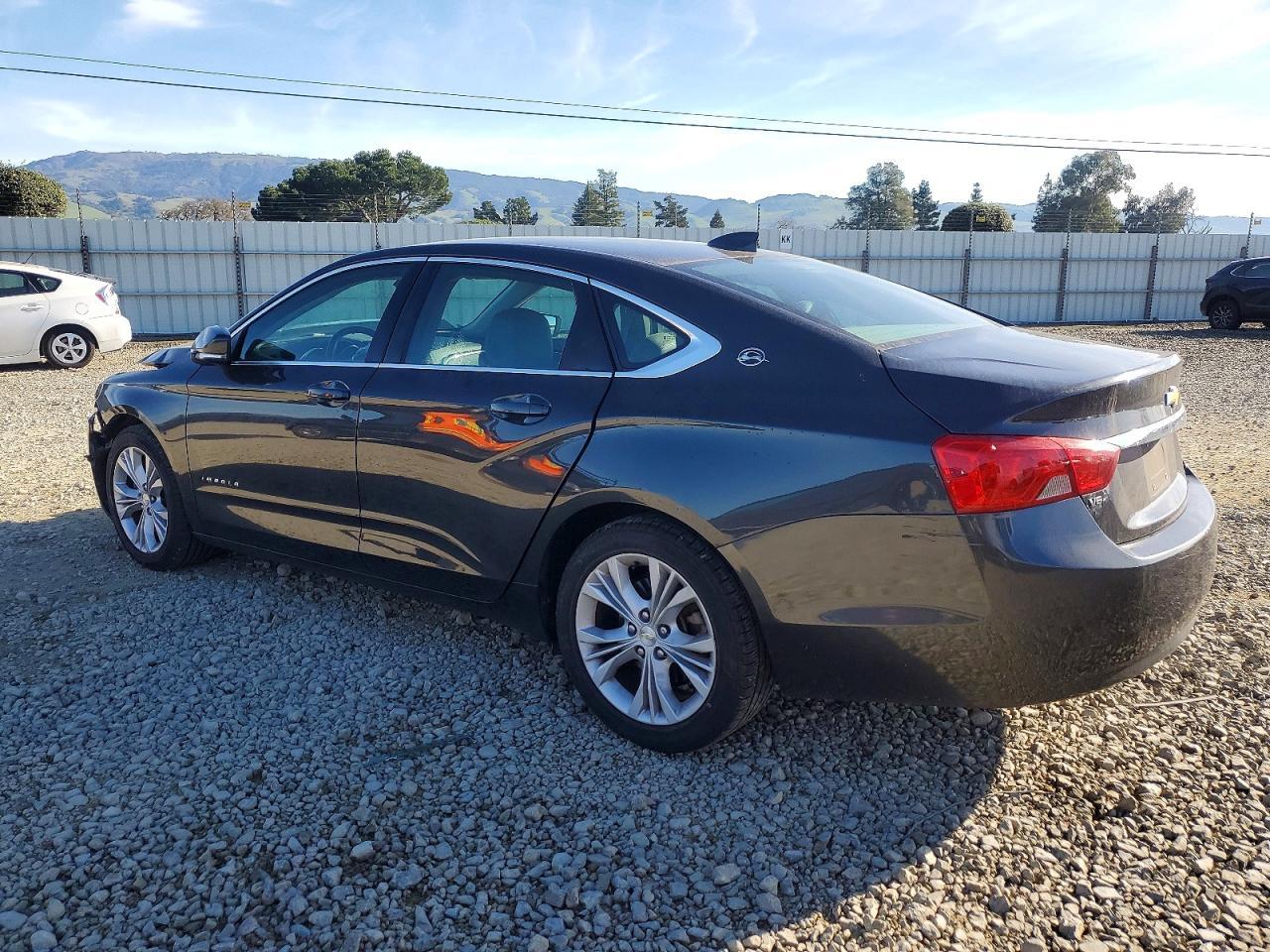2015 Chevrolet Impala Lt - Image 2