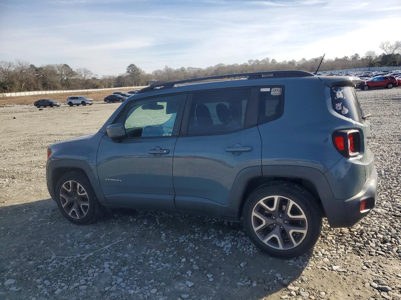 2017 Jeep Renegade Latitude - Фото 2