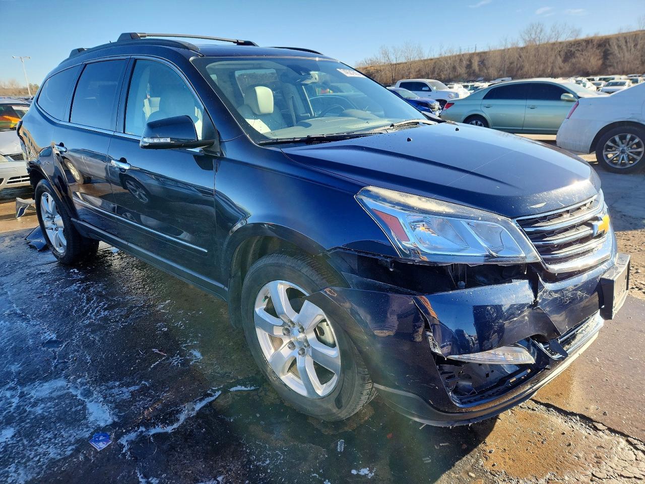 2017 Chevrolet Traverse Premier - Image 4