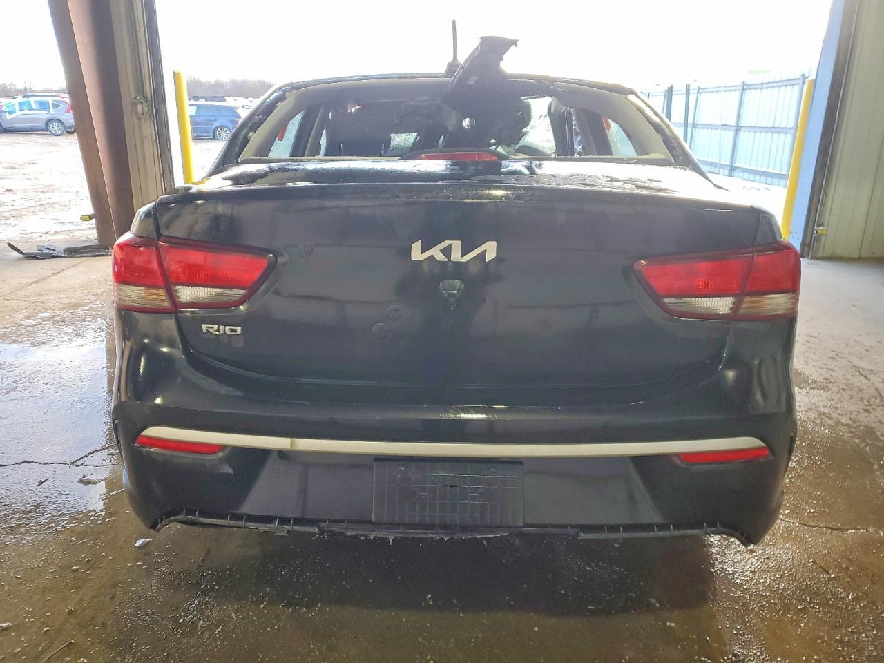 2022 Kia Rio S - Image 6