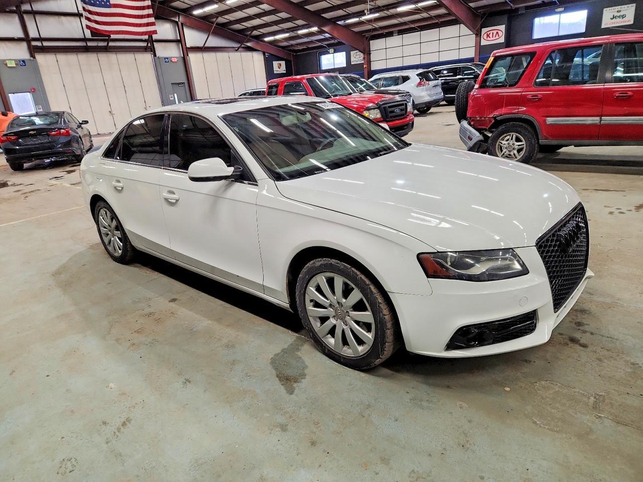 2010 Audi A4 Premium Plus - Фото 4