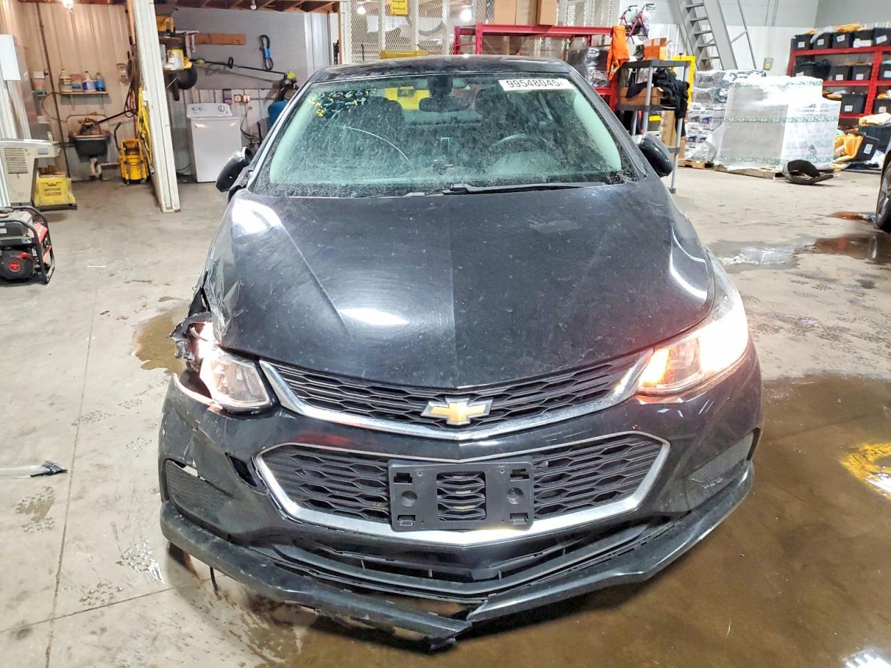 2017 Chevrolet Cruze Ls - Image 5