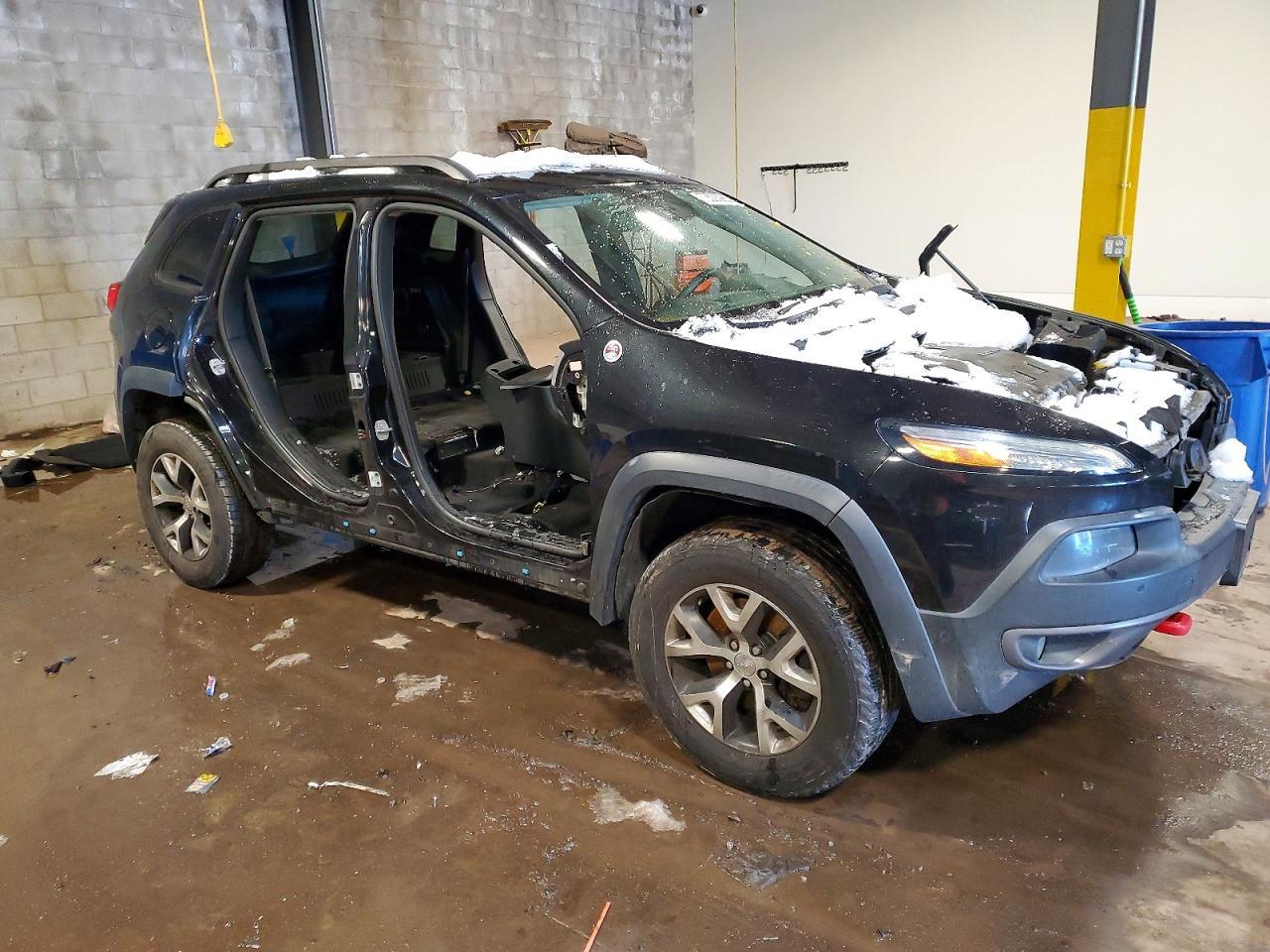 2014 Jeep Cherokee Trailhawk - Image 4