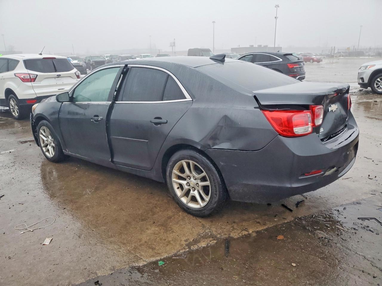 2015 Chevrolet Malibu 1Lt - Image 2