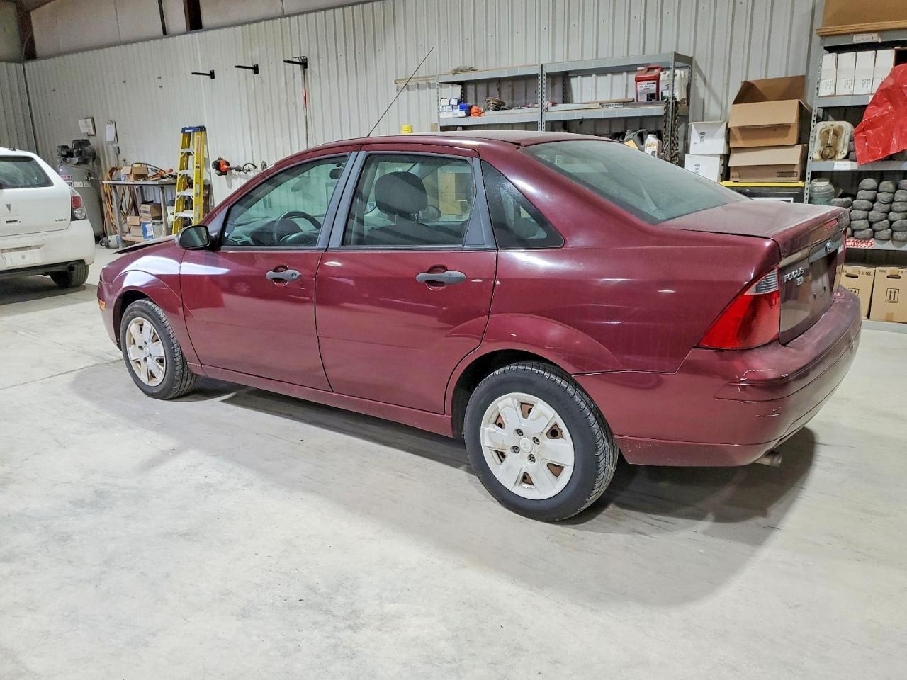 2007 Ford Focus Zx4 - Фото 2