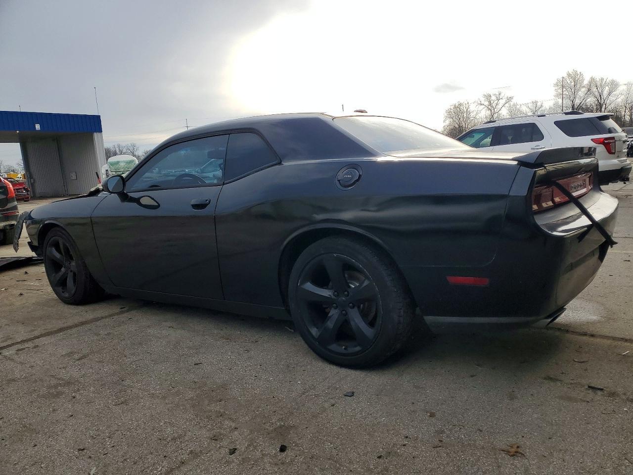 2013 Dodge Challenger - Фото 2