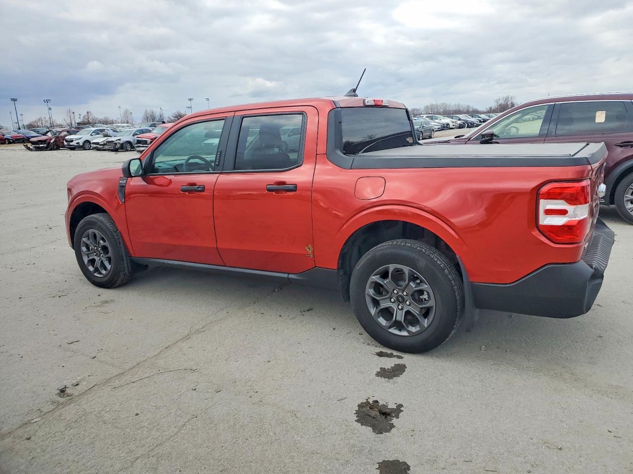2023 Ford Maverick Xl - Image 2