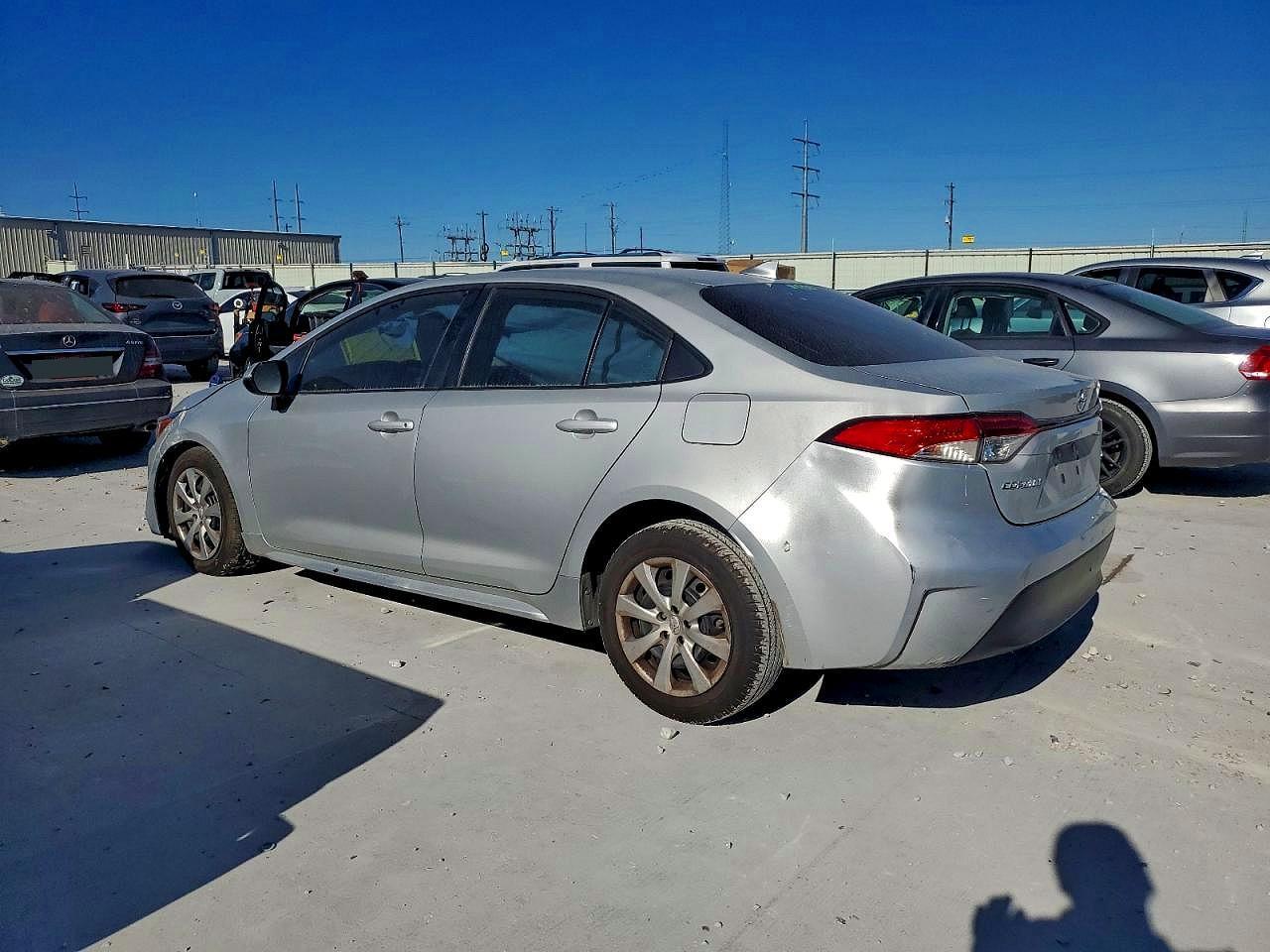 2024 Toyota Corolla Le - Фото 2