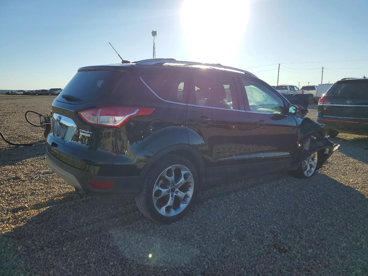 2016 Ford Escape Titanium - Image 3