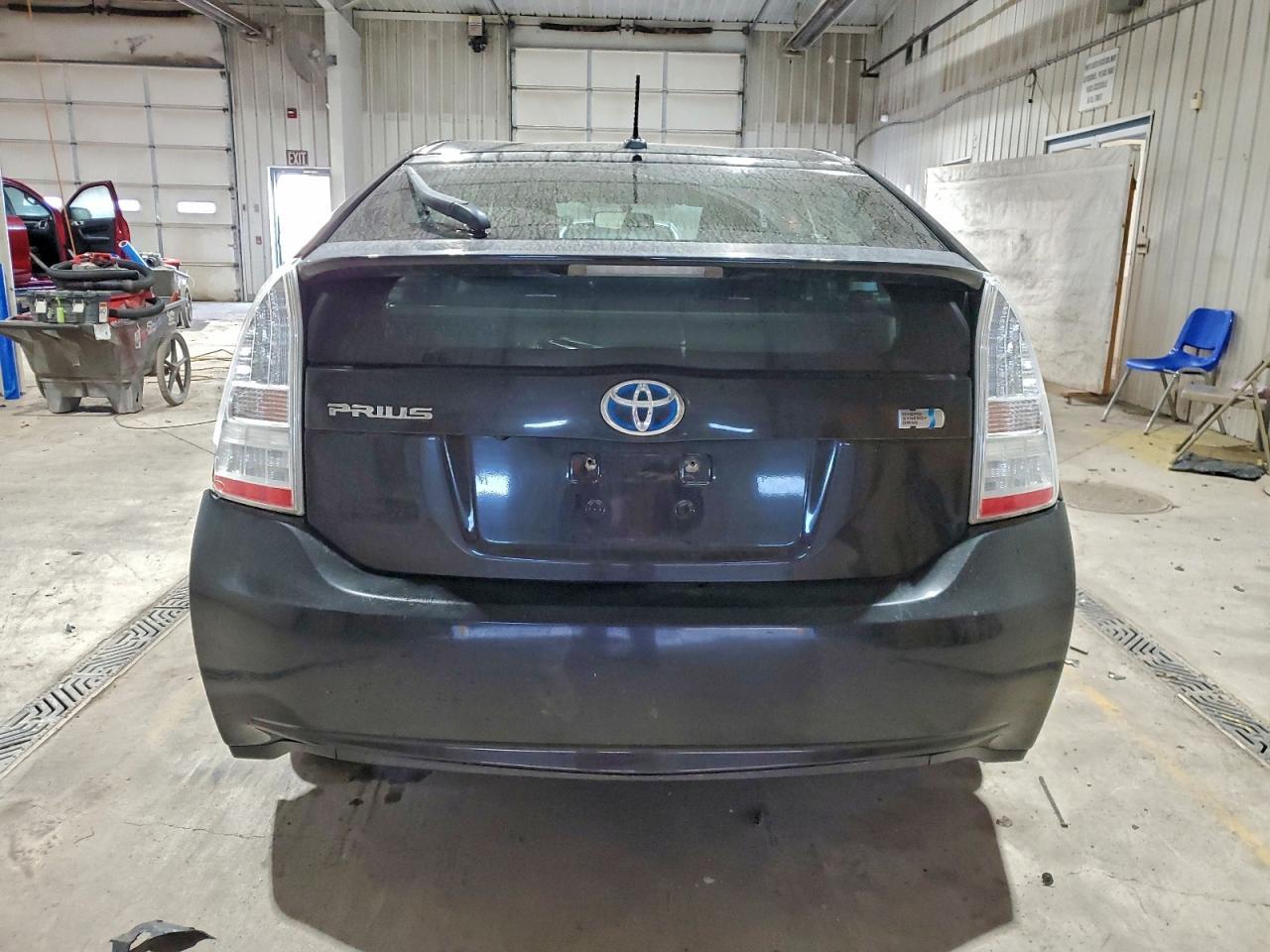 2010 Toyota Prius - Image 6