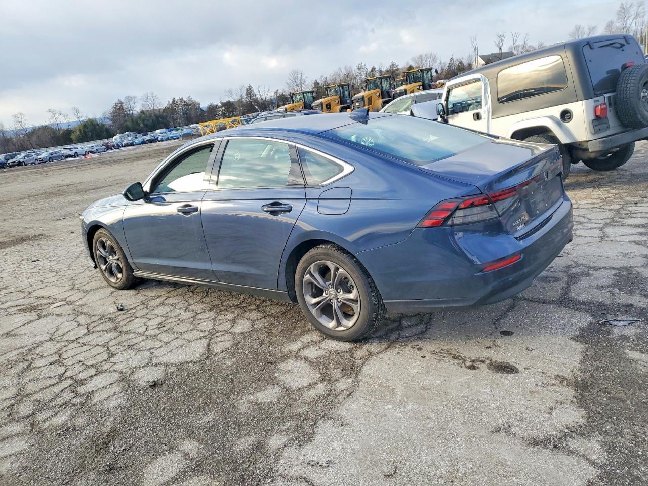2024 Honda Accord Ex - Image 2