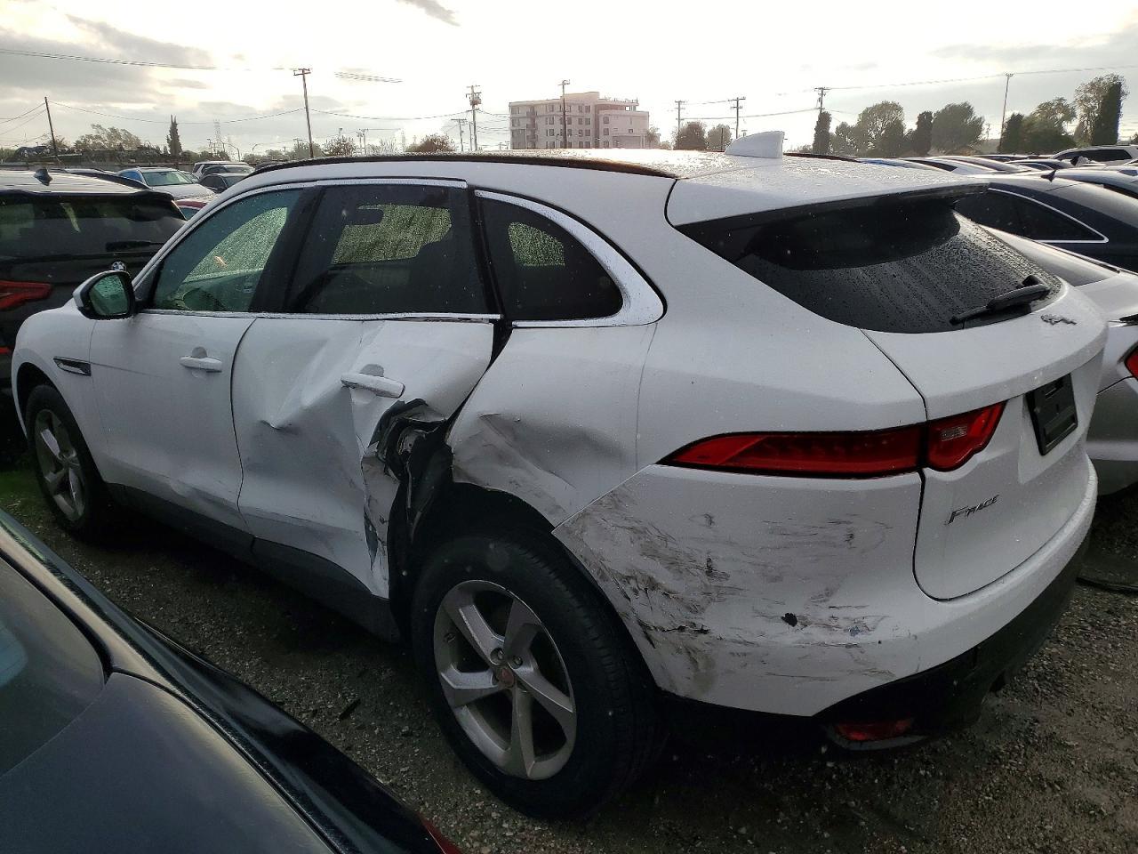 2019 Jaguar F-Pace Premium - Фото 2