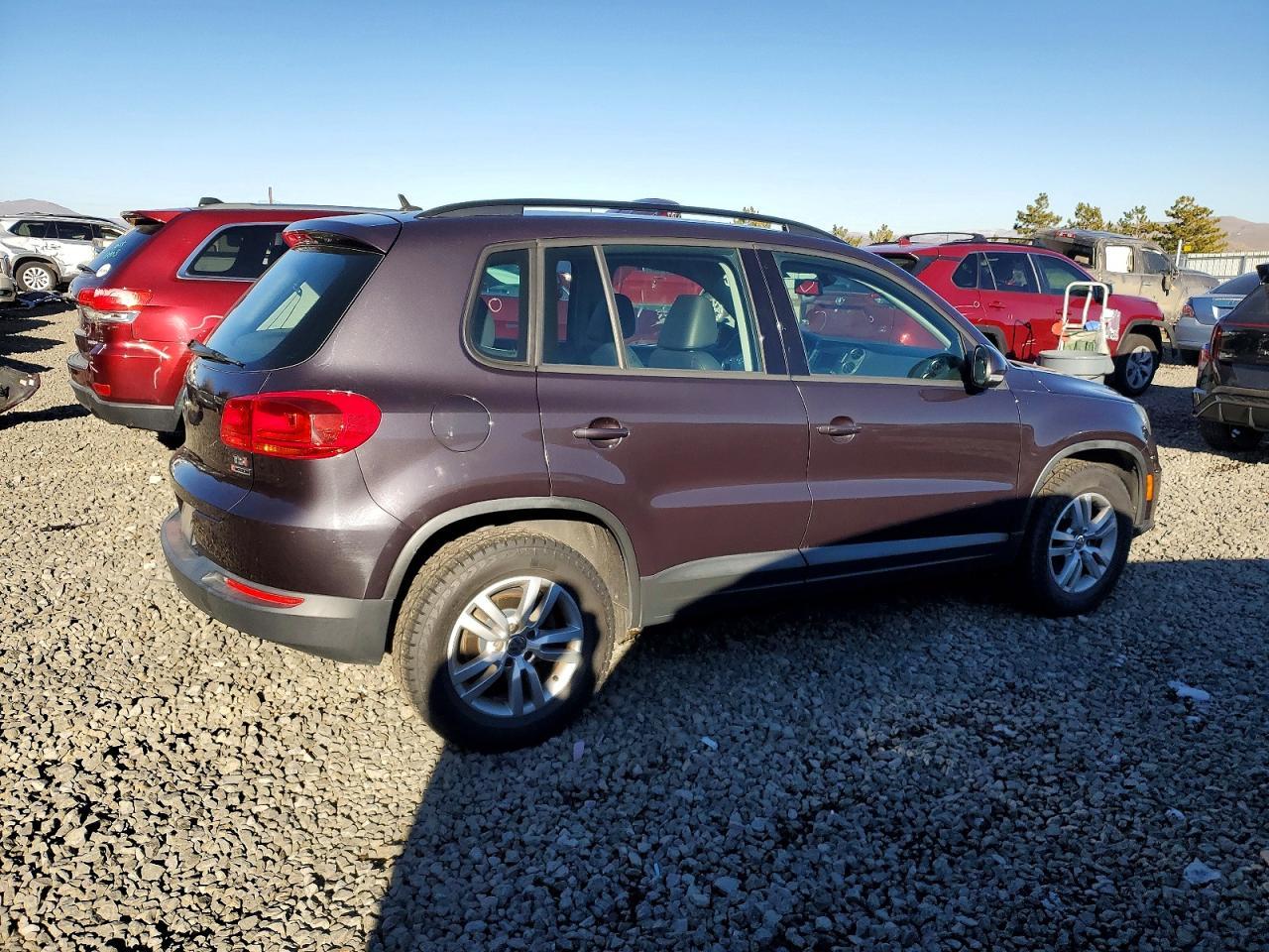 2016 Volkswagen Tiguan S - Image 3