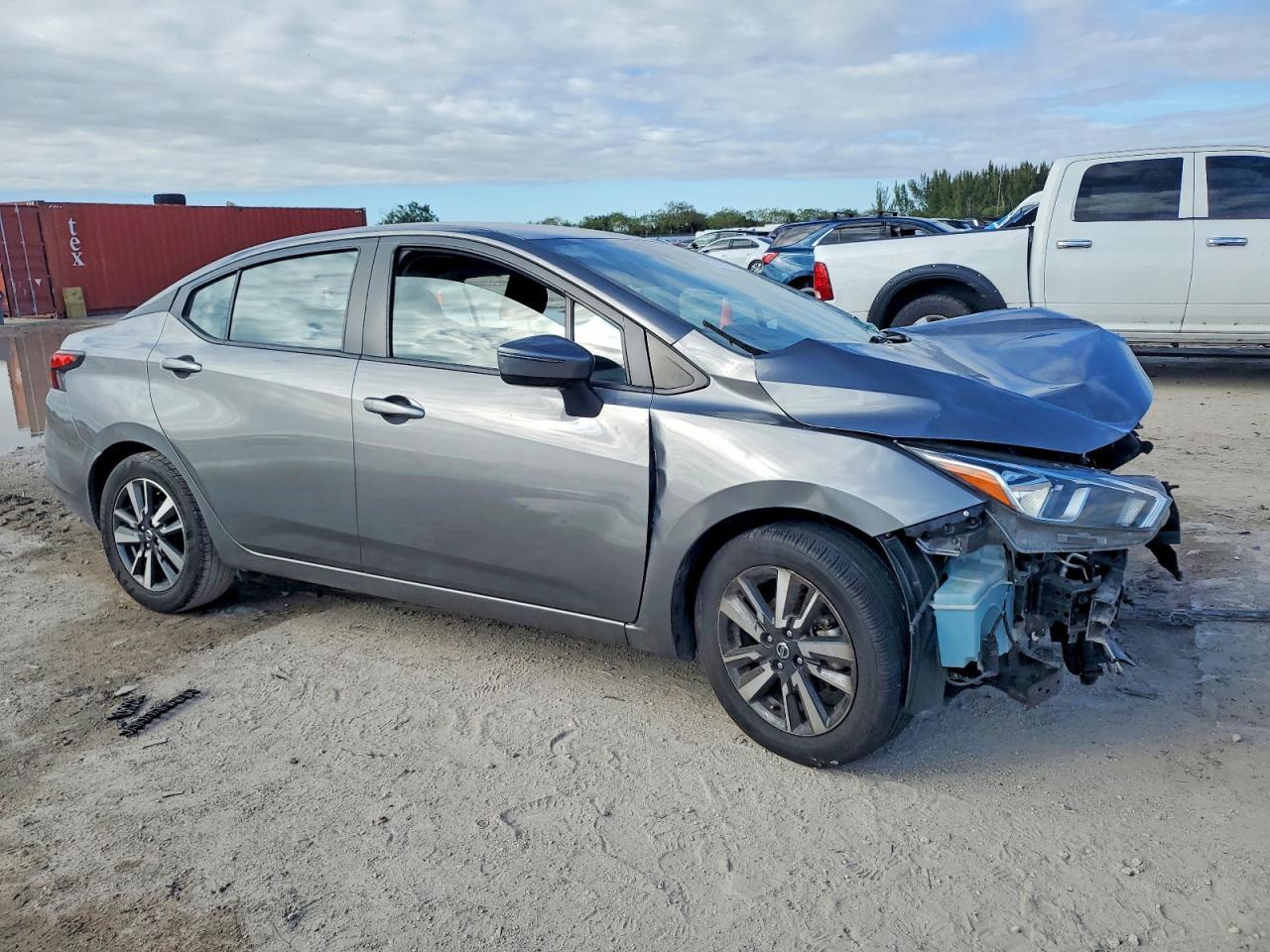 2021 Nissan Versa Sv - Фото 4