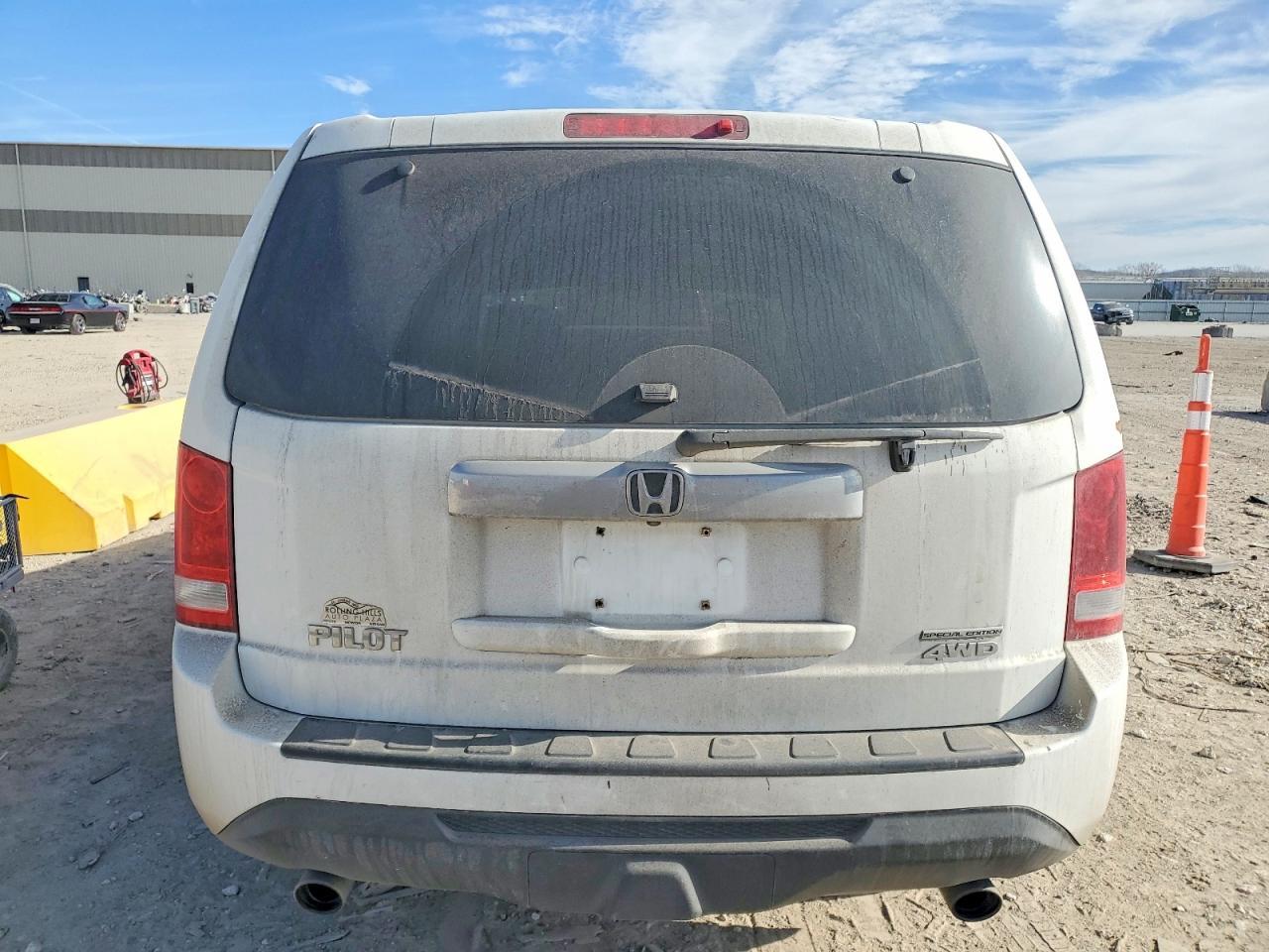 2015 Honda Pilot Se - Image 6
